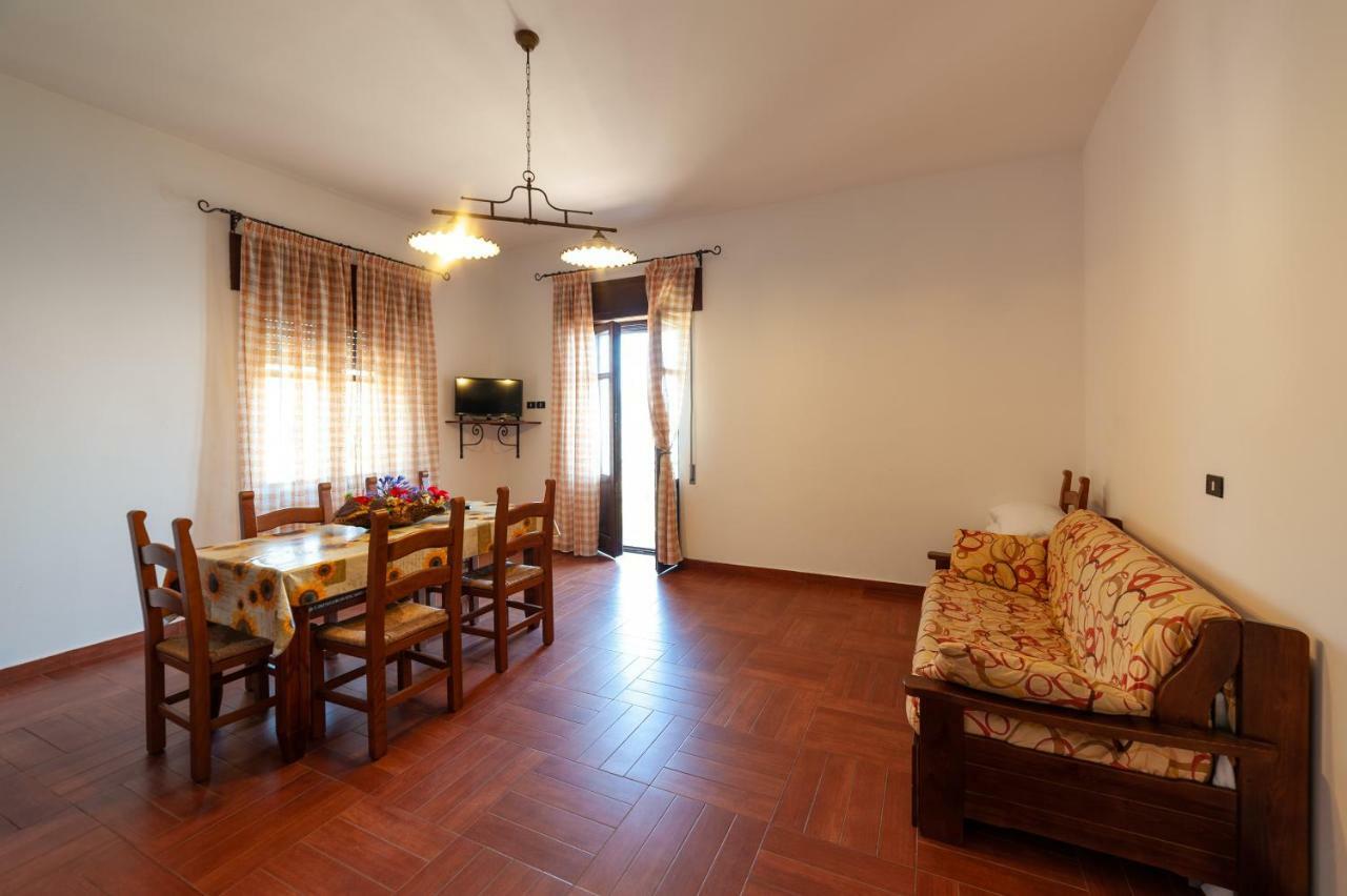 Azienda Agrituristica Le Terre Di San Leonardo Cetraro Luaran gambar